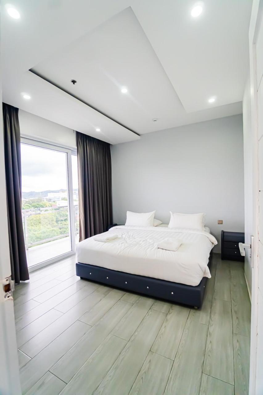 Chequers Suites Subic Bay Olongapo Eksteriør bilde
